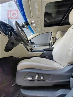 کادیلاک XT5